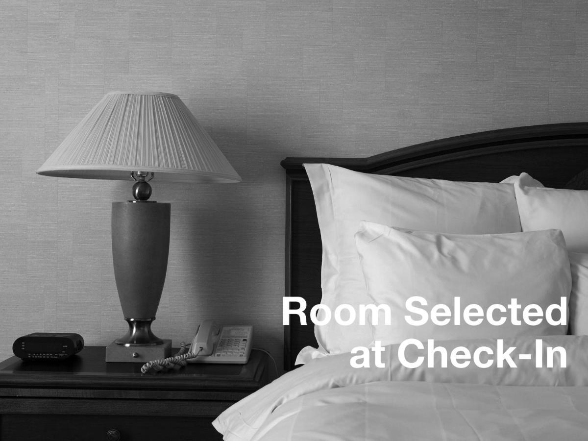 Staybridge Suites Detroit-Utica By Ihg Room photo