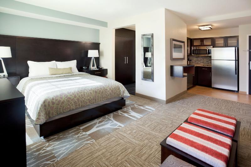 Staybridge Suites Detroit-Utica By Ihg Exterior photo