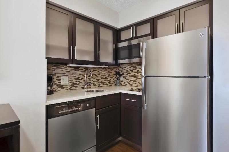 Staybridge Suites Detroit-Utica By Ihg Exterior photo