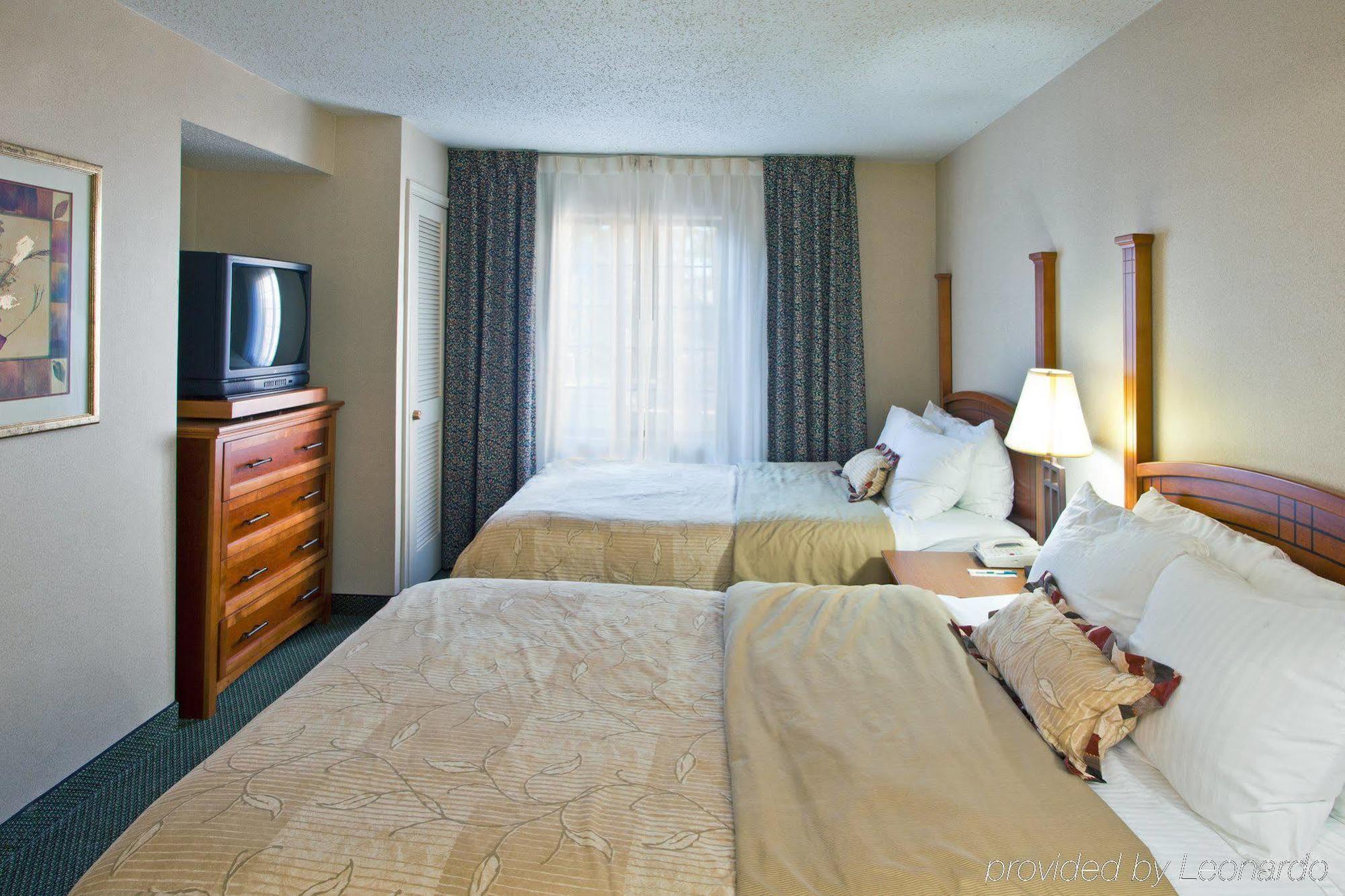 Staybridge Suites Detroit-Utica By Ihg Room photo