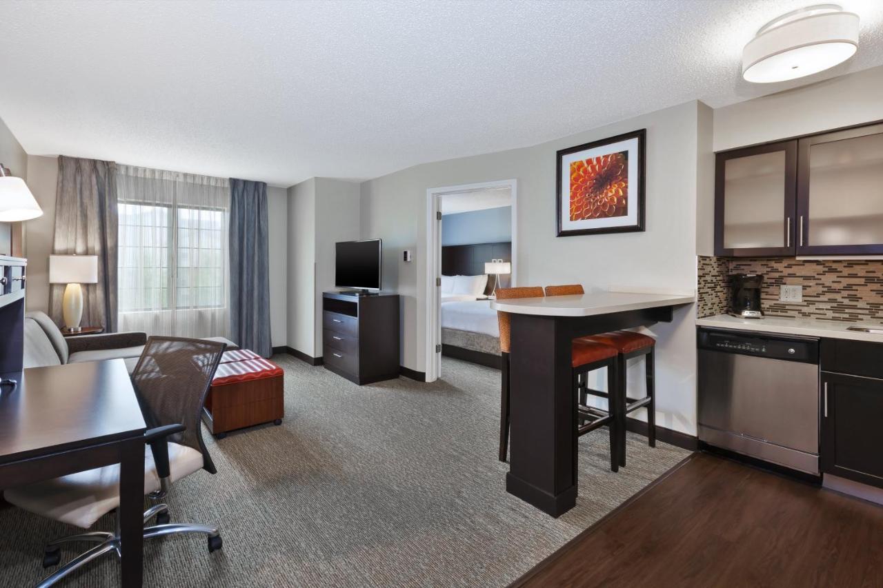 Staybridge Suites Detroit-Utica By Ihg Exterior photo