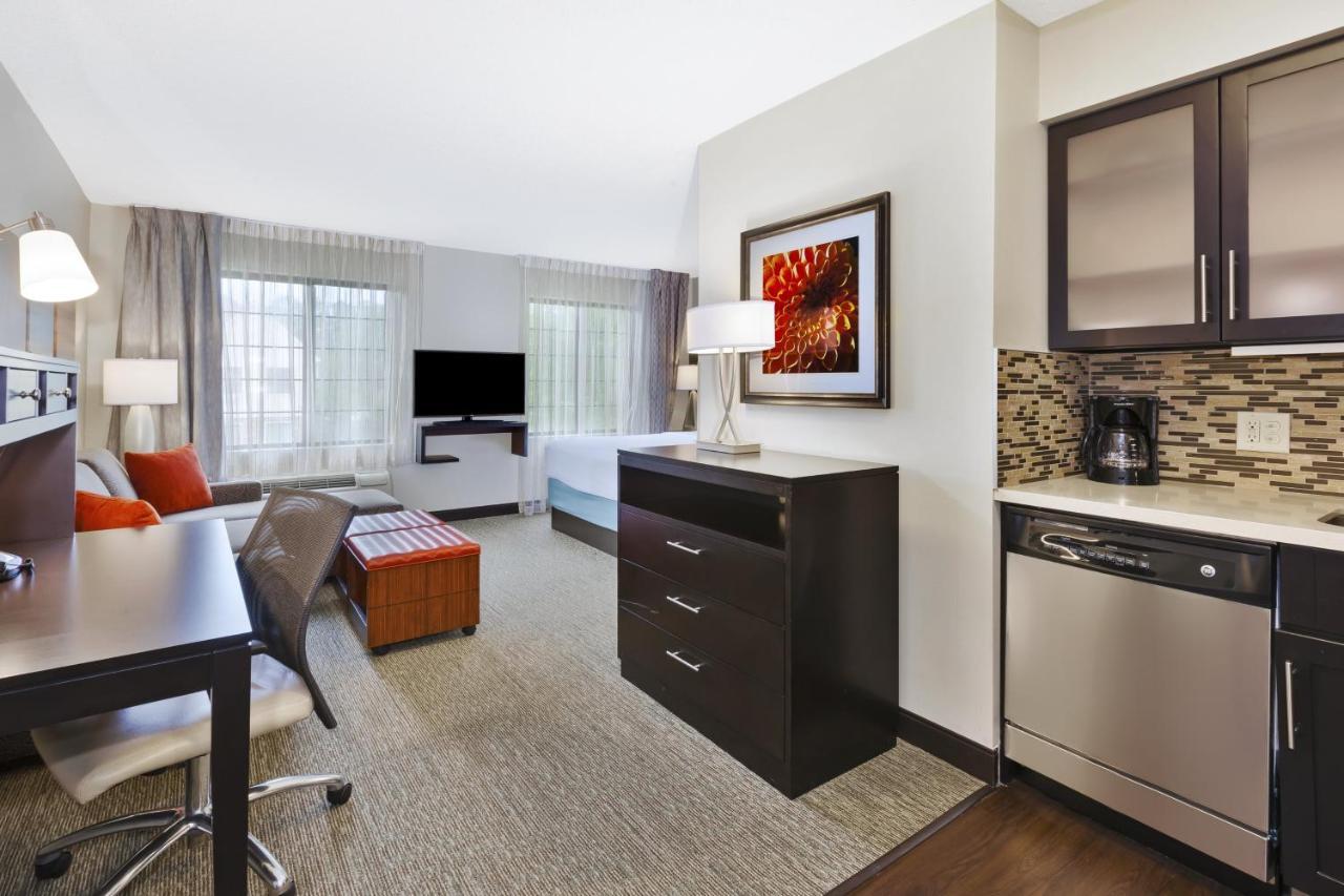 Staybridge Suites Detroit-Utica By Ihg Exterior photo