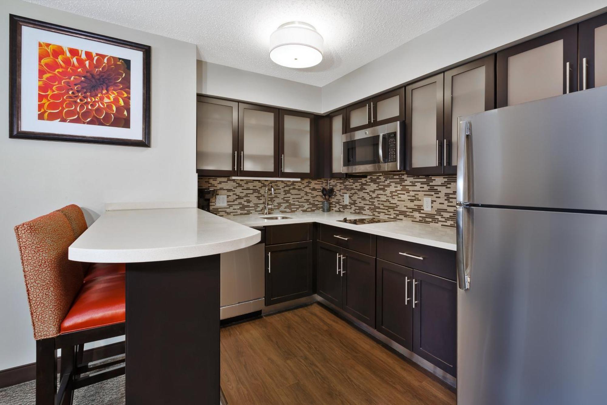 Staybridge Suites Detroit-Utica By Ihg Exterior photo